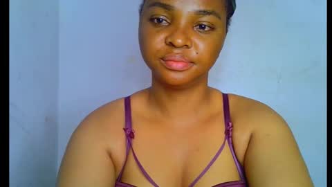 Snapshot of sexy_ebonygirl_ chatting on September 28, 2:50 am Clara online show from September 28, 2:50 am