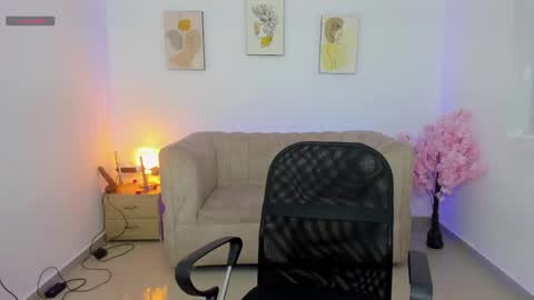 sexy_girl__777 online show from March 22, 7:50 pm