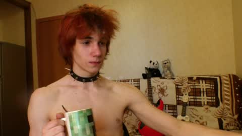 sexy_grunger online show from May 1, 3:38 pm