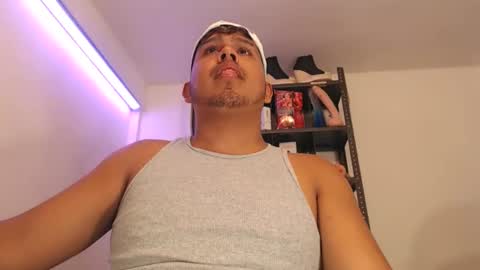 sexy_hot72 online show from January 9, 5:32 am