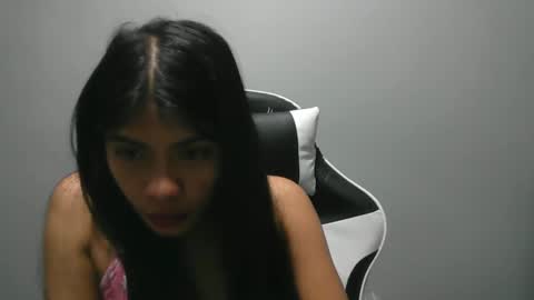 Snapshot of sexy_hot_pussie chatting on February 25, 1:09 am just call me sofia online show from February 25, 1:09 am