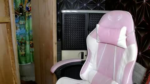 Snapshot of sexy_jeanxoxo chatting on September 27, 2:27 am sexy_jeanxoxo online show from September 27, 2:27 am