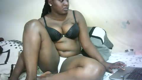 sweetjoy9 online show from April 9, 11:59 am