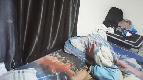 sexy_june20 online show from April 10, 2:39 am