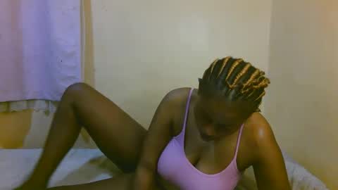 sexy_latasha online show from May 24, 8:58 pm