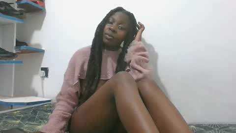 sexy_letisha online show from September 29, 8:35 pm