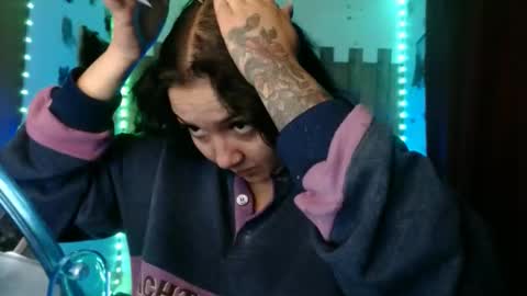 sexy lolas online show from January 10, 7:04 am