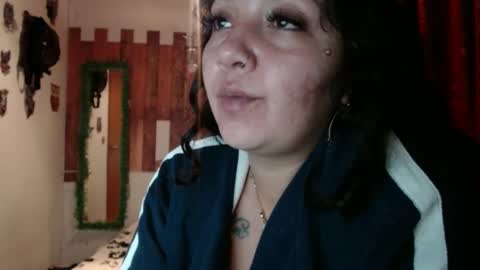 sexy lolas online show from January 18, 5:20 am