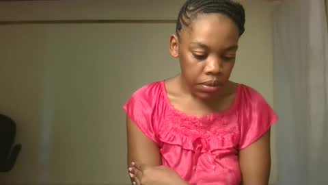 sexy_lyna online show from November 13, 9:30 am