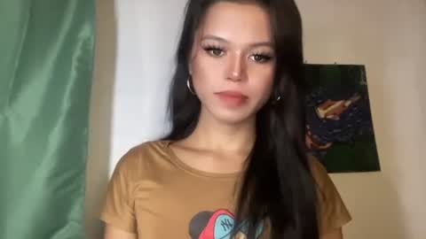 Nicole online show from April 28, 9:36 am