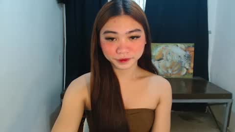 mika online show from November 10, 3:27 am