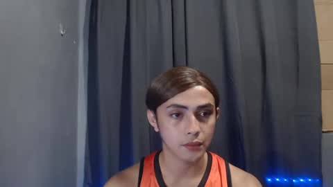 Snapshot of sexy_naughtyjasminxxx chatting on February 3, 11:53 am Jasmin online show from February 3, 11:53 am