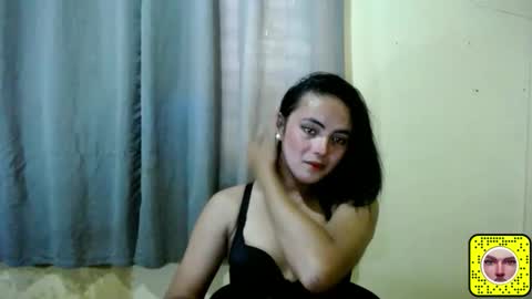 Snapshot of sexy_naughtyjasminxxx chatting on April 10, 7:13 am Jasmin online show from April 10, 7:13 am