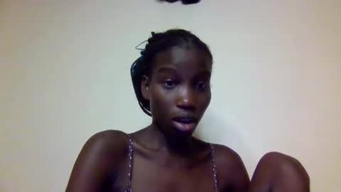 sexy_petittie online show from October 26, 4:07 am