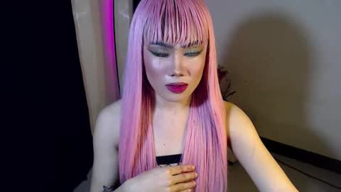 Snapshot of sexy_rc18 chatting on December 6, 2:49 pm RC online show from December 6, 2:49 pm