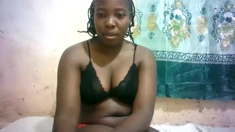 sexy_sandrah online show from May 28, 6:43 am