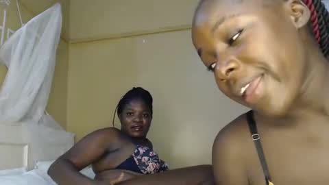 Snapshot of sexy_serena_ chatting on January 12, 9:08 am sexy_serena_ online show from January 12, 9:08 am