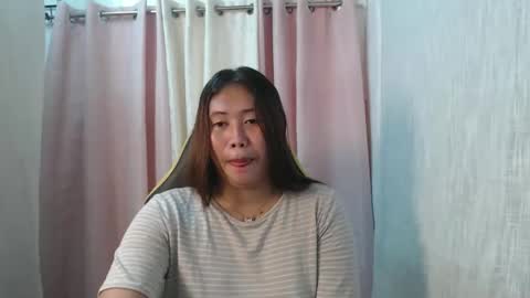 SOFIE  The woman who lives in the province online show from May 14, 7:20 pm