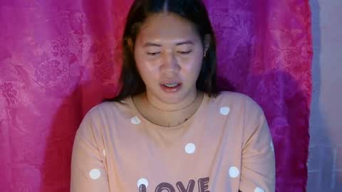 SOFIE  The woman who lives in the province online show from August 6, 10:11 pm
