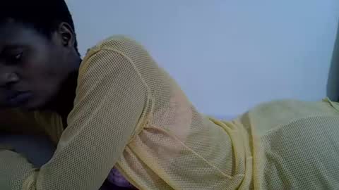 Snapshot of sexy_vero01 chatting on July 6, 7:05 am sexy_vero01 online show from July 6, 7:05 am
