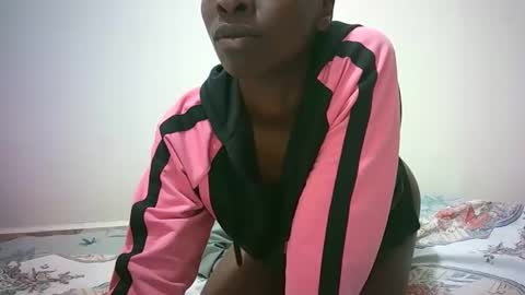 leila online show from December 2, 11:45 am