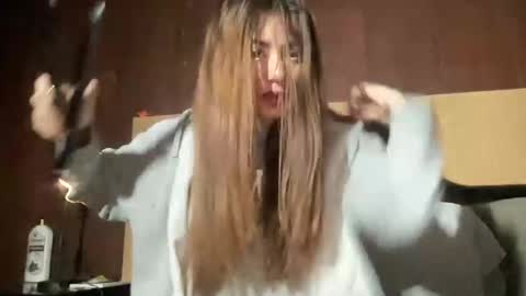 Alice Skay online show from November 9, 12:31 am