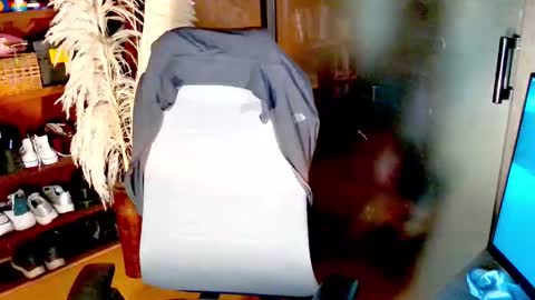 Alice Skay online show from March 1, 1:29 am