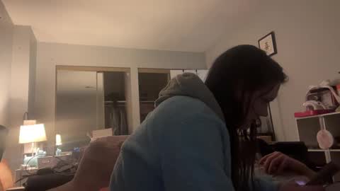 Snapshot of sexyandstoned420 chatting on January 10, 1:21 am Kali Brent online show from January 10, 1:21 am