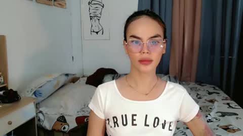 Angelita online show from March 19, 8:40 am