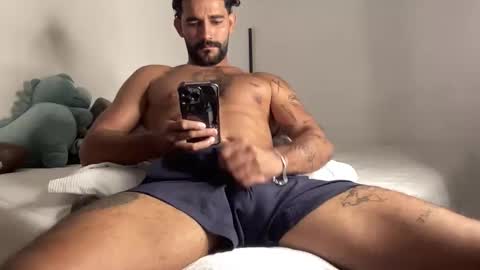 Asaf          online show from April 14, 1:39 pm