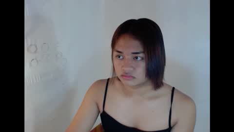 sexybeatrix_ online show from September 18, 5:09 am