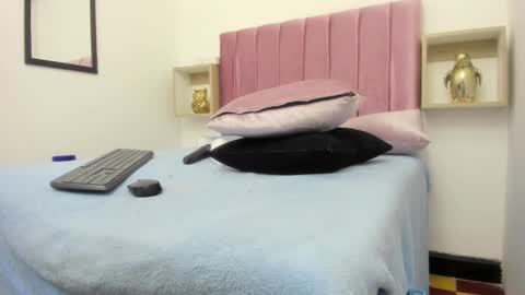 sexybrown_2005 online show from January 26, 6:28 am