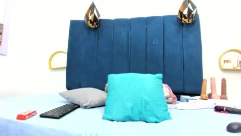 sexybrown_2005 online show from February 17, 12:32 am