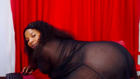 Snapshot of sexybustyboobs chatting on January 10, 6:15 am sexybustyboobs online show from January 10, 6:15 am