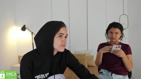 chanell and yina online show from February 3, 12:36 pm