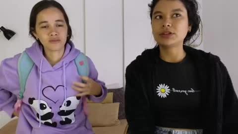 chanell and yina online show from April 12, 1:16 pm