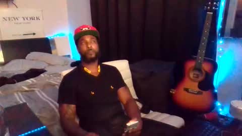 sexychocolatedick40 online show from December 4, 8:34 am