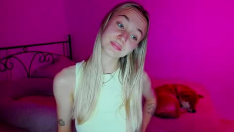 Sophia online show from December 1, 5:46 pm