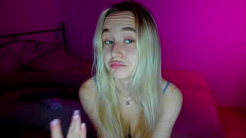 Sophia online show from December 7, 7:32 pm