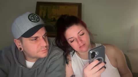 sexycouple41110 online show from February 27, 4:23 am