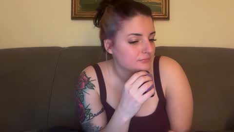 sexycouple41110 online show from March 5, 4:08 am