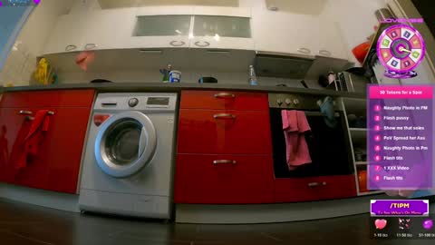 Snapshot of sexydea chatting on February 11, 12:21 pm XDA online show from February 11, 12:21 pm