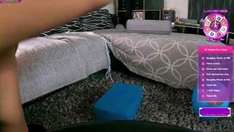 Snapshot of sexydea chatting on February 21, 1:01 pm XDA online show from February 21, 1:01 pm