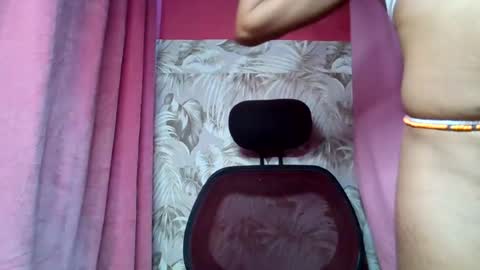 Snapshot of sexydoll32 chatting on July 14, 2:05 am sexydoll32 online show from July 14, 2:05 am