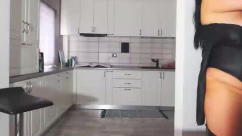 sexylady online show from February 12, 8:59 am