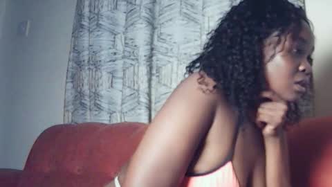 sexyebony283378 online show from March 1, 10:45 pm