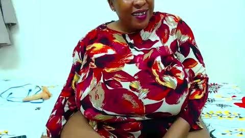 Snapshot of sexyebonylove89 chatting on December 6, 8:40 pm sexyebonylove89 online show from December 6, 8:40 pm