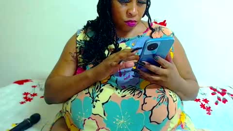 Snapshot of sexyebonylove89 chatting on January 8, 11:52 pm sexyebonylove89 online show from January 8, 11:52 pm