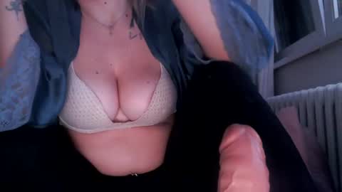     .... ............ Onlyfans   online show from January 29, 8:35 pm