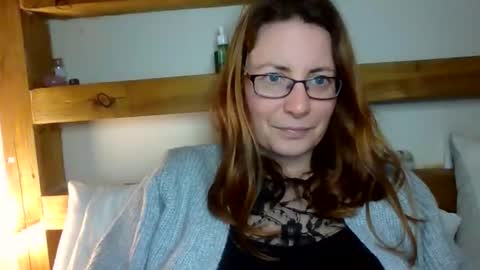 Snapshot of sexyemilyoliver chatting on February 26, 11:31 am Emily online show from February 26, 11:31 am